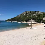Vakantiehuis Buqez Eco - Beachfront 20 & House 42 *