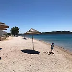Buqez Eco - Beachfront 20 & House 42 Vakantiehuis