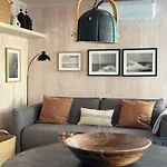 Buqez Eco - Beachfront 20 & House 42 * Drage