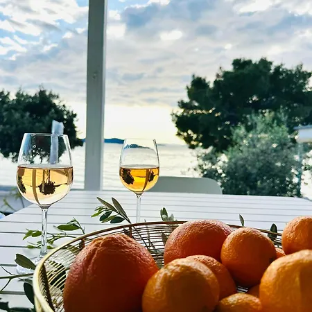 Ferienhaus Buqez Eco - Beachfront 20 & House 42 *