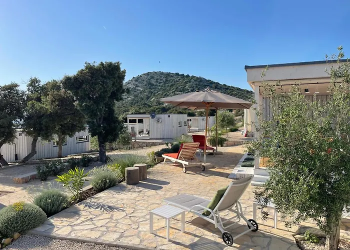 Buqez Eco - Beachfront 20 & House 42 Hébergement de vacances Drage