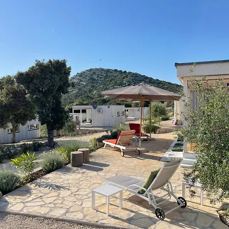 Buqez Eco - Beachfront 20 & House 42 Tatil Evi Drage