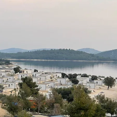 Tatil Evi Buqez Eco - Beachfront 20 & House 42 *