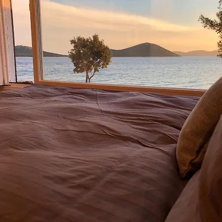 Buqez Eco - Beachfront 20 & House 42 Tatil Evi Drage