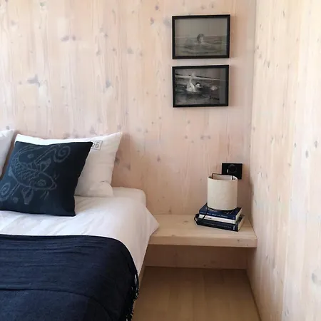 Buqez Eco - Beachfront 20 & House 42